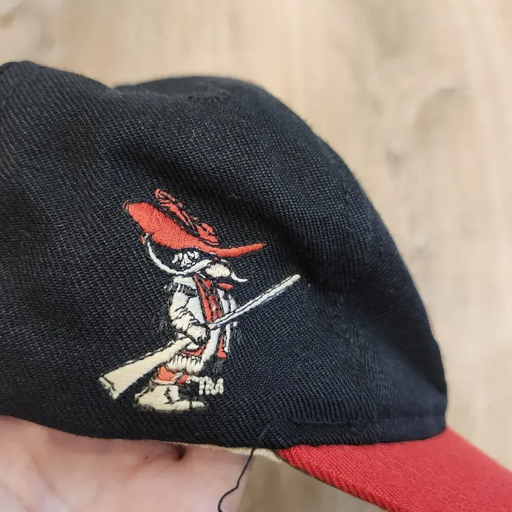 Vintage 90s UNLV Script Runnin Rebels Black Snapback Hat YoungAn Embroidered